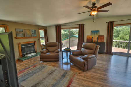 Scenic Country Home & Trophy Whitetail Retreat Near Wildcat Mount - image 10