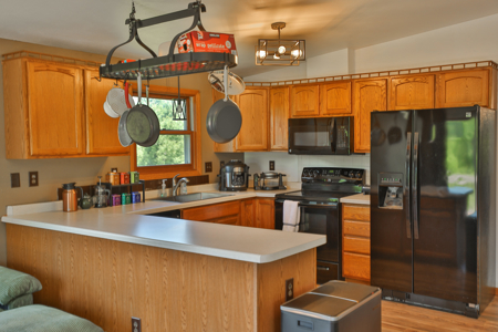 Scenic Country Home & Trophy Whitetail Retreat Near Wildcat Mount - image 7