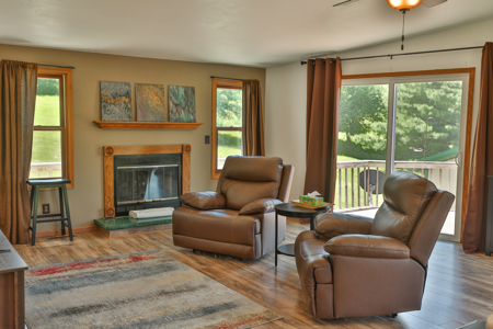 Scenic Country Home & Trophy Whitetail Retreat Near Wildcat Mount - image 9