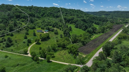 Scenic Country Home & Trophy Whitetail Retreat Near Wildcat Mount - image 28
