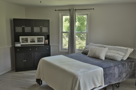 Scenic Country Home & Trophy Whitetail Retreat Near Wildcat Mount - image 12