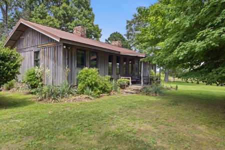 Spectacular 202 Acre Cattle and Horse Farm w/ Custom Rustic Home - image 5