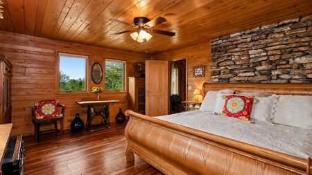 Spectacular 202 Acre Cattle and Horse Farm w/ Custom Rustic Home - image 15