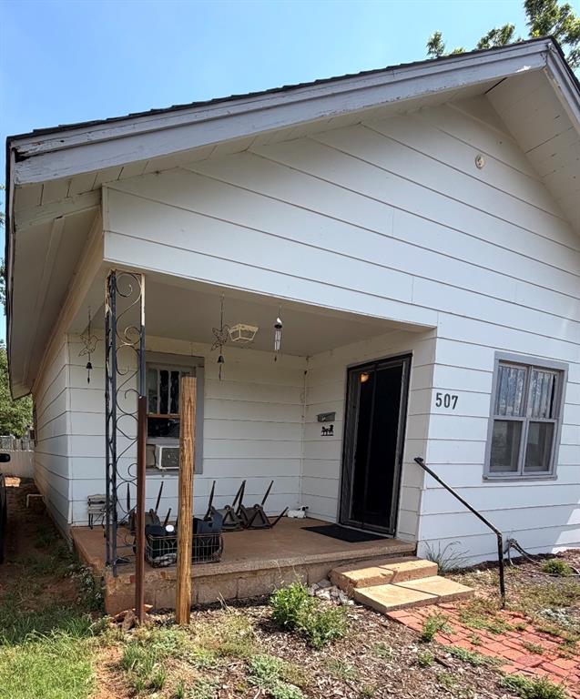 507 W Cypress Altus OK