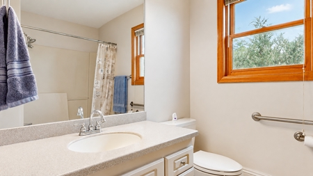 One-Level Ranch Home on 1+ Acres - image 37