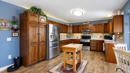 One-Level Ranch Home on 1+ Acres - image 17