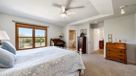 One-Level Ranch Home on 1+ Acres - image 32