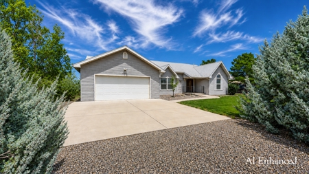 One-Level Ranch Home on 1+ Acres - image 14