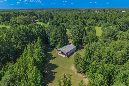 East Texas Country Home with Acreage & Workshop in Atlanta TX - image 16