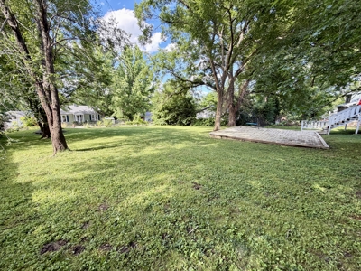 Charming 2BD Cottage With Hardwood Floors For Sale in Salem, MO - image 16