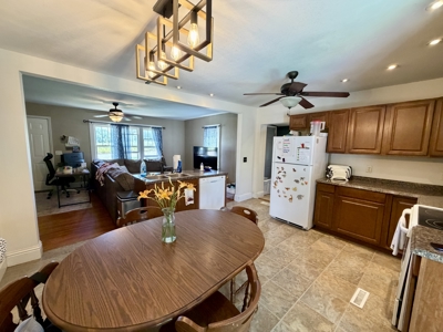 Charming 2BD Cottage With Hardwood Floors For Sale in Salem, MO - image 8