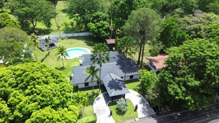Luxury Golf Estate in Coronado Golf & Country Club, Panama - image 4