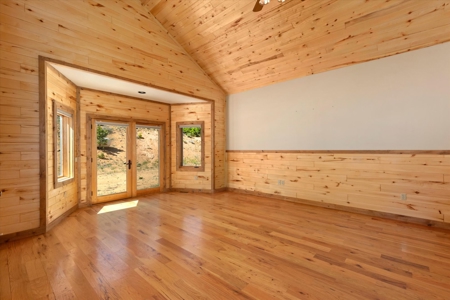 44 ± Acre Luxury Mountain Home for Sale Near Cotopaxi, CO - image 29