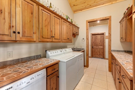 44 ± Acre Luxury Mountain Home for Sale Near Cotopaxi, CO - image 39