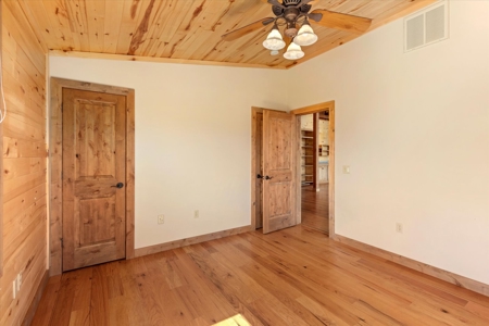 44 ± Acre Luxury Mountain Home for Sale Near Cotopaxi, CO - image 33