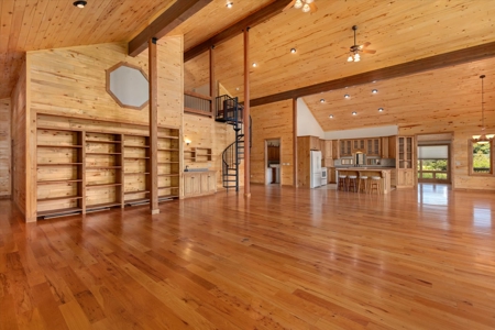 44 ± Acre Luxury Mountain Home for Sale Near Cotopaxi, CO - image 17