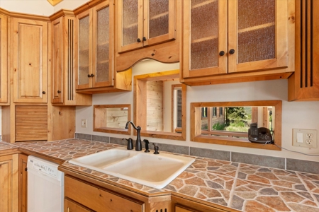 44 ± Acre Luxury Mountain Home for Sale Near Cotopaxi, CO - image 21