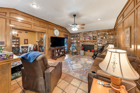 Ultimate Family Home on 2+ Acres Winnsboro Wood County East Texas - image 16