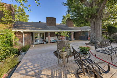 Ultimate Family Home on 2+ Acres Winnsboro Wood County East Texas - image 32