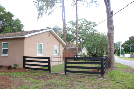 "Gorgeous Home, Priced to Sell" - image 4
