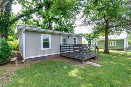 Home In Town for Sale in Maury County, Tennessee - image 40