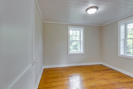 Home In Town for Sale in Maury County, Tennessee - image 36