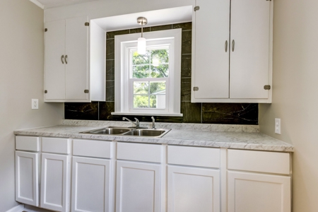Home In Town for Sale in Maury County, Tennessee - image 13