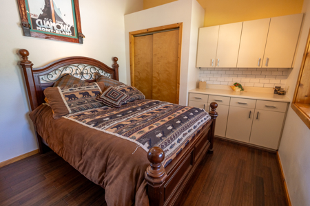 Elk Vista Ranch: Mountain Home & Acreage For Sale in Paonia, CO - image 13