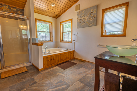 Elk Vista Ranch: Mountain Home & Acreage For Sale in Paonia, CO - image 9