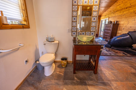 Elk Vista Ranch: Mountain Home & Acreage For Sale in Paonia, CO - image 10