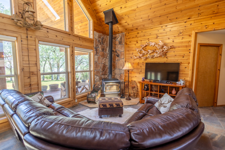 Elk Vista Ranch: Mountain Home & Acreage For Sale in Paonia, CO - image 43