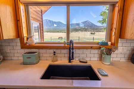 Elk Vista Ranch: Mountain Home & Acreage For Sale in Paonia, CO - image 5