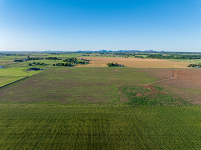 10 Acres on Land on Racetrack Road north of Altus Ok - image 22