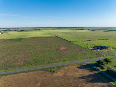 10 Acres on Land on Racetrack Road north of Altus Ok - image 27