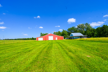 Country Home for Sale in Wheatland, Missouri - image 9