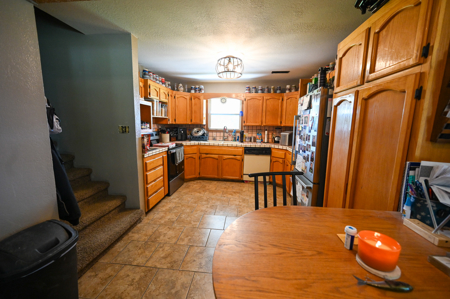 Country Home for Sale in Wheatland, Missouri - image 28