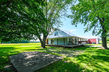 Country Home for Sale in Wheatland, Missouri - image 5