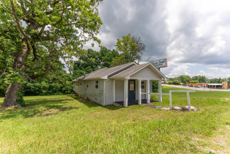 Commercial Property Near Bull Shoals Lake | Pontiac, MO - image 7
