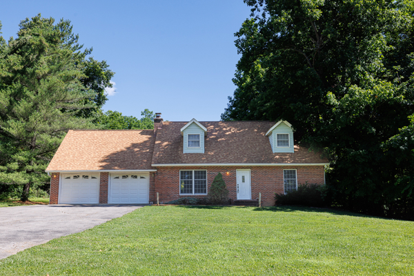 Bloomington IN Home on 7 Acres for Sale | Barn, Pasture, Trails &