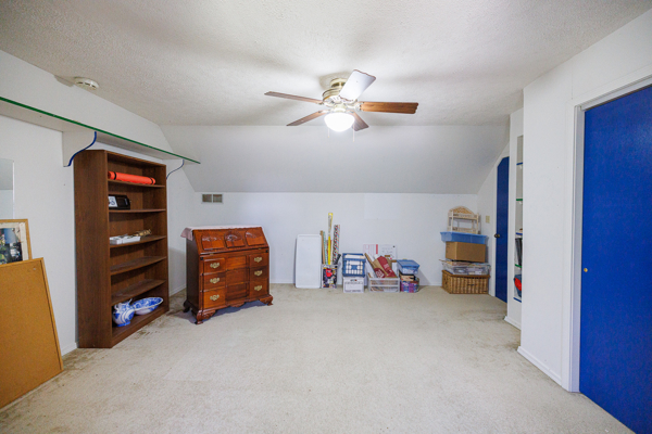 Bloomington IN Home on 7 Acres for Sale | Barn, Pasture, Trails &