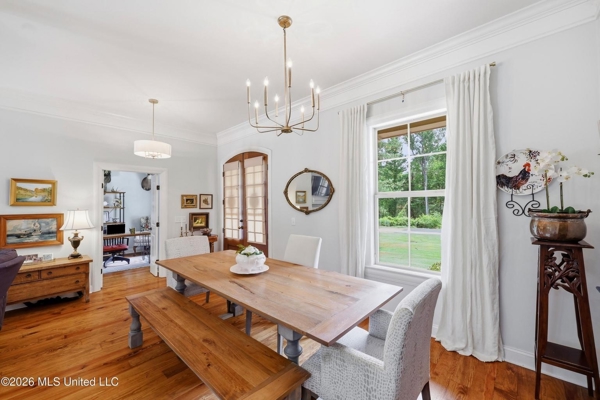 Clinton MS Home for Sale on 1.67 Acres with Pool