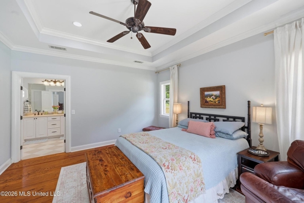 Clinton MS Home for Sale on 1.67 Acres with Pool