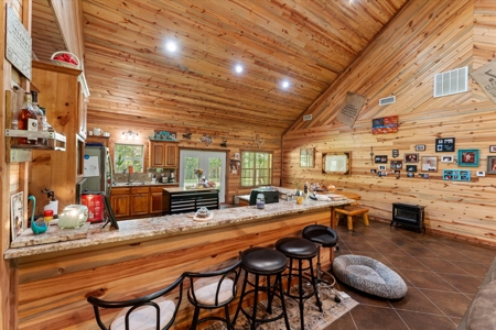 Custom Wood Home on 14.51 Acres in Hughes Springs, TX - image 20