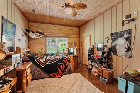 Custom Wood Home on 14.51 Acres in Hughes Springs, TX - image 27
