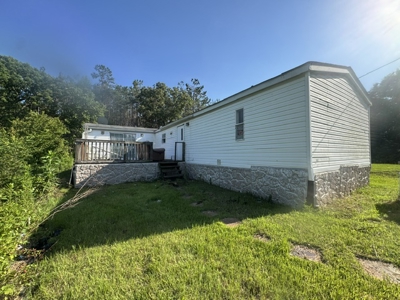 Great Investment Property, or fixer upper to make your own. Call - image 2