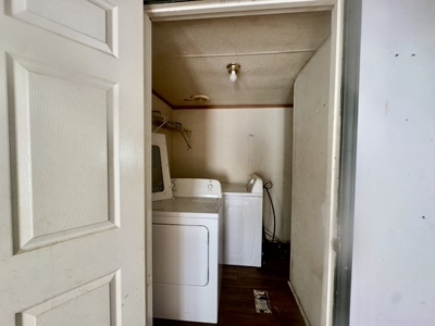 Great Investment Property, or fixer upper to make your own. Call - image 8