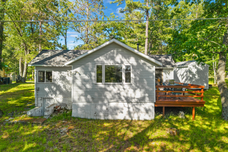 Classic Canada Creek Ranch Cabin with Lake Geneva Views - image 7
