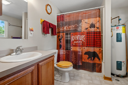 Classic Canada Creek Ranch Cabin with Lake Geneva Views - image 12