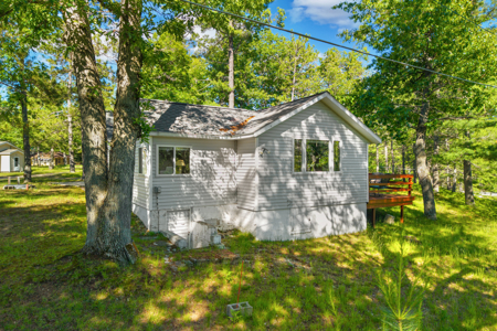 Classic Canada Creek Ranch Cabin with Lake Geneva Views - image 3