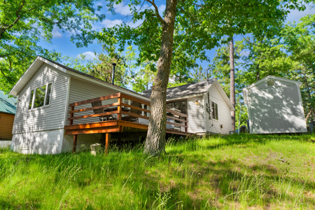 Classic Canada Creek Ranch Cabin with Lake Geneva Views - image 5
